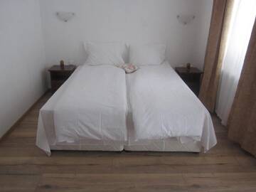 Фото номера Двухместный номер с 1 кроватью и видом на горы Гостевой дом Guest House Rest г. Cherni Osŭm 13