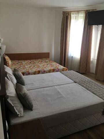Фото номера Cемейный номер с собственной ванной комнатой Гостевой дом Guest House Rest г. Cherni Osŭm 3